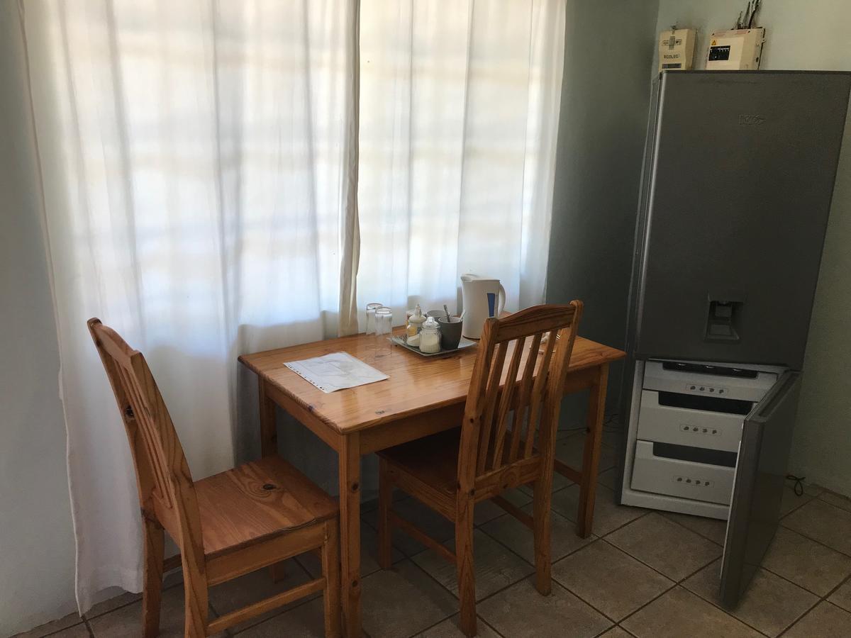 Kololo Guesthouse Katima Mulilo Esterno foto