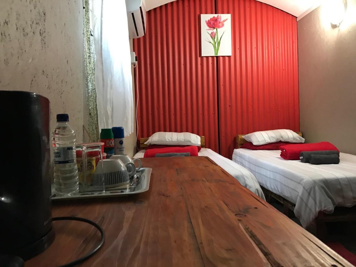 Kololo Guesthouse Katima Mulilo Esterno foto